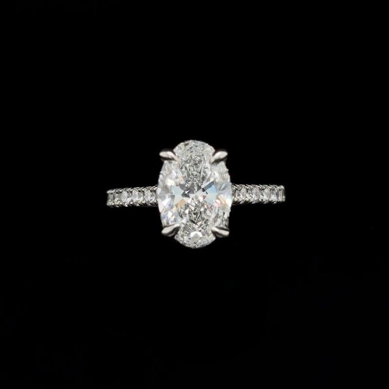 Oval Lab Diamond Engagement Ring (2.67cts Total, 2.07cts Centre)
