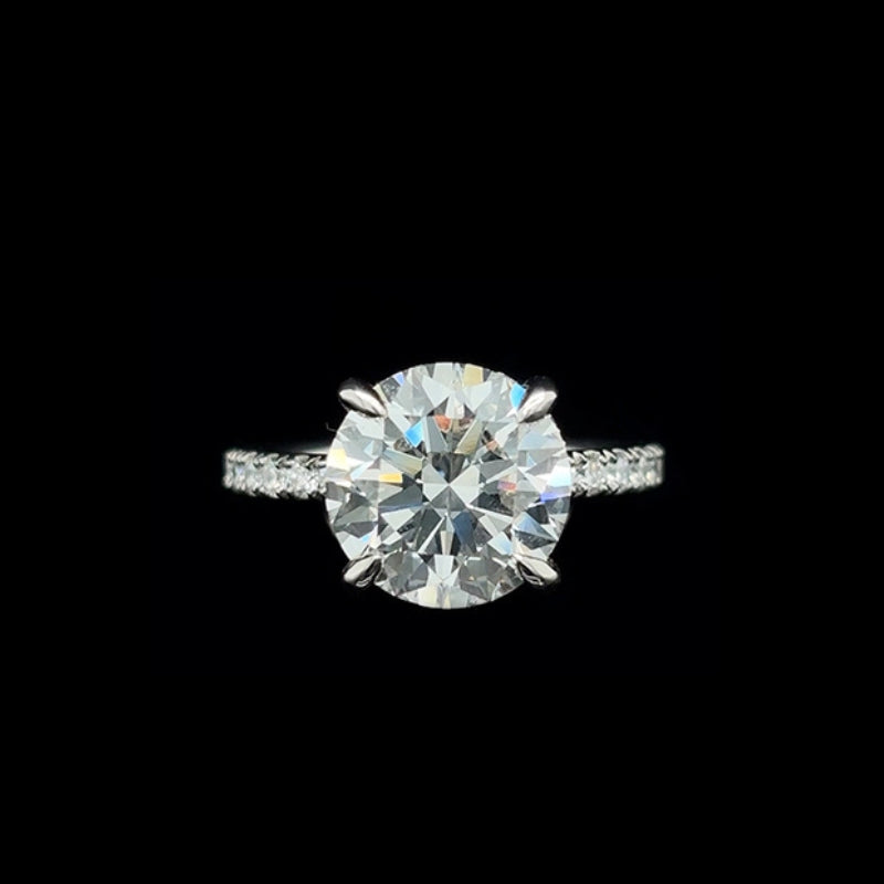 Round Lab Diamond Engagement Ring  front view.