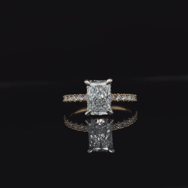 360° view of Radiant Lab Diamond Engagement Ring.