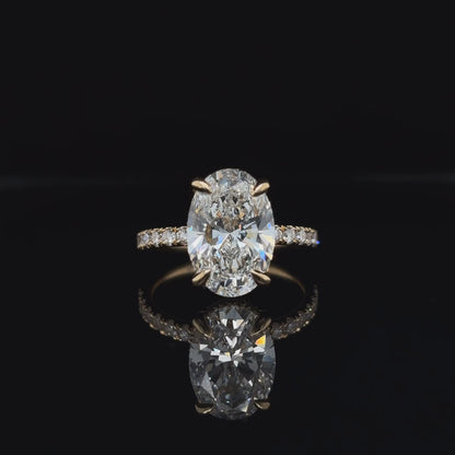 Oval Lab Diamond Engagement Ring (4.60cts Total, 4.05cts Centre)