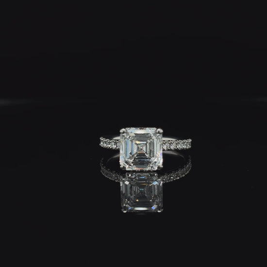 360° view of Asscher Lab Diamond Engagement Ring. 