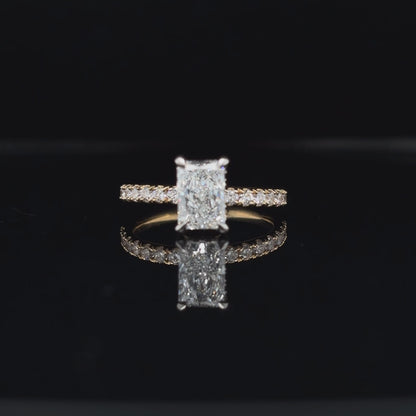 360° view of Radiant Lab Diamond Engagement Ring.