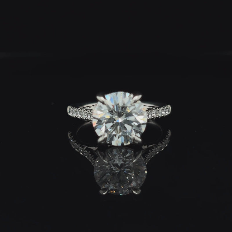 360° view of Round Cross Over Lab Diamond Engagement Ring. 