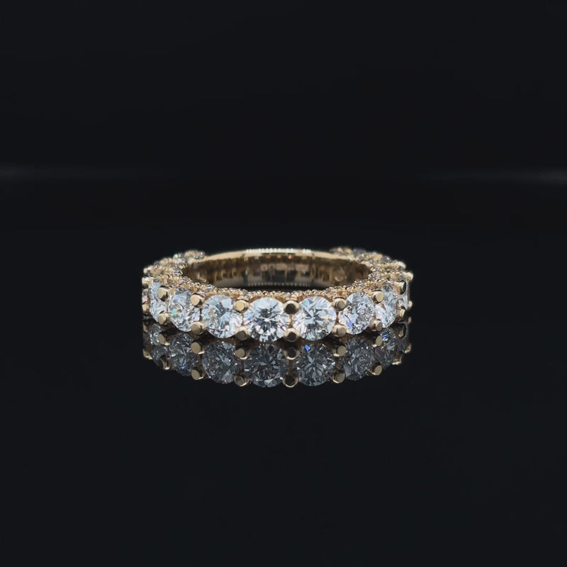 360° view of Round Lab Diamond Wedding Band. 